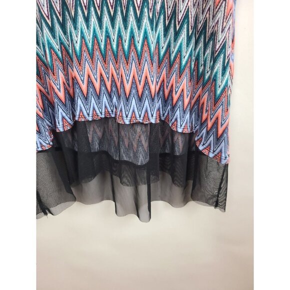 JENNIFER Lopez Womens Tank Top Size Medium Multicolor Chevron Mesh Hem High Low - Picture 3 of 8